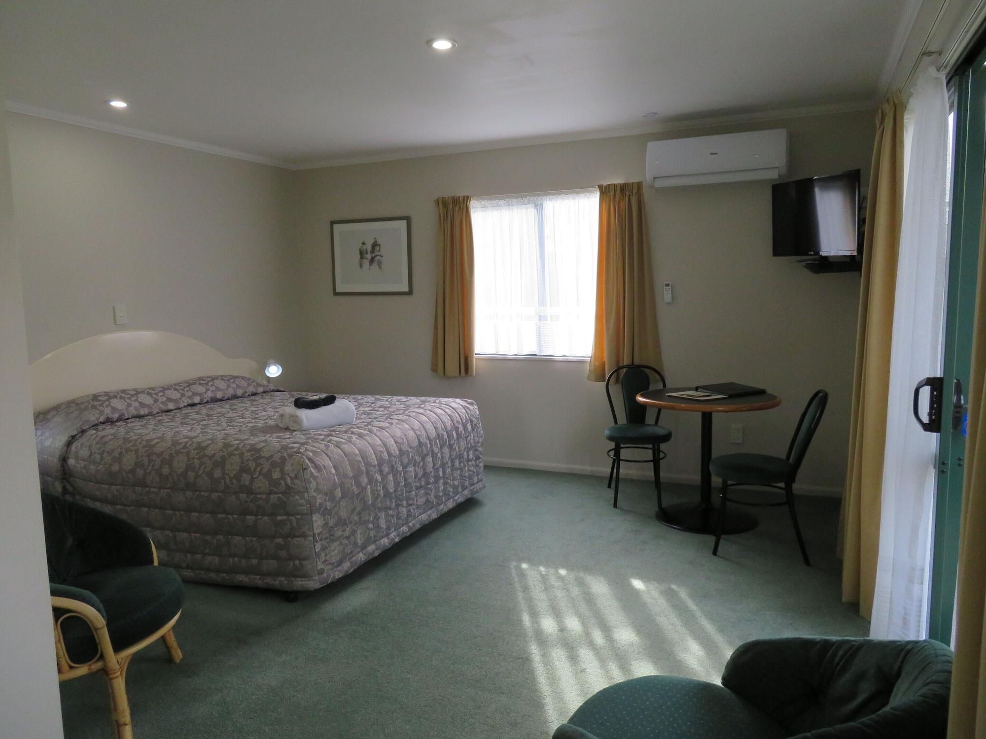 Commodore Court Motel เบลนิม ภายนอก รูปภาพ