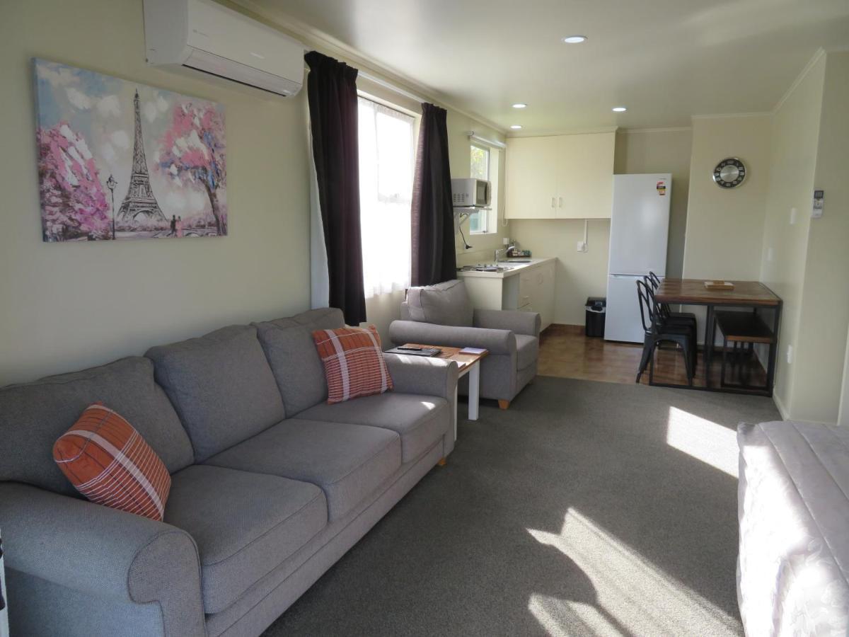 Commodore Court Motel เบลนิม ภายนอก รูปภาพ