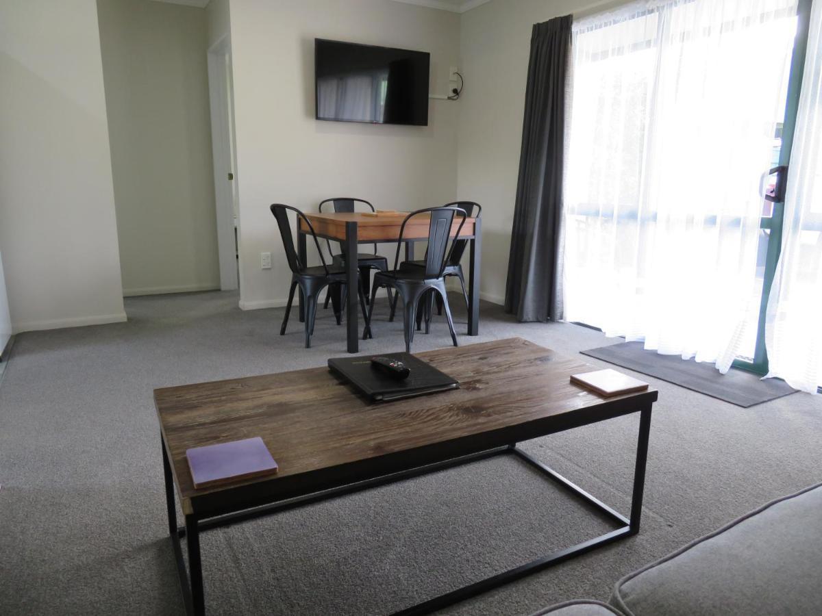 Commodore Court Motel เบลนิม ภายนอก รูปภาพ