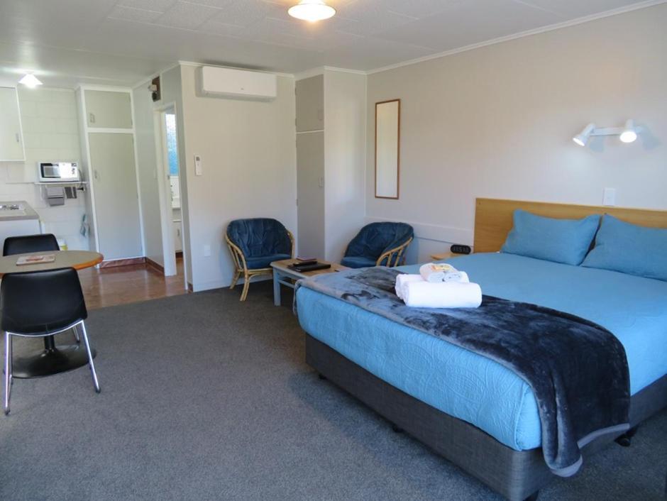 Commodore Court Motel เบลนิม ภายนอก รูปภาพ