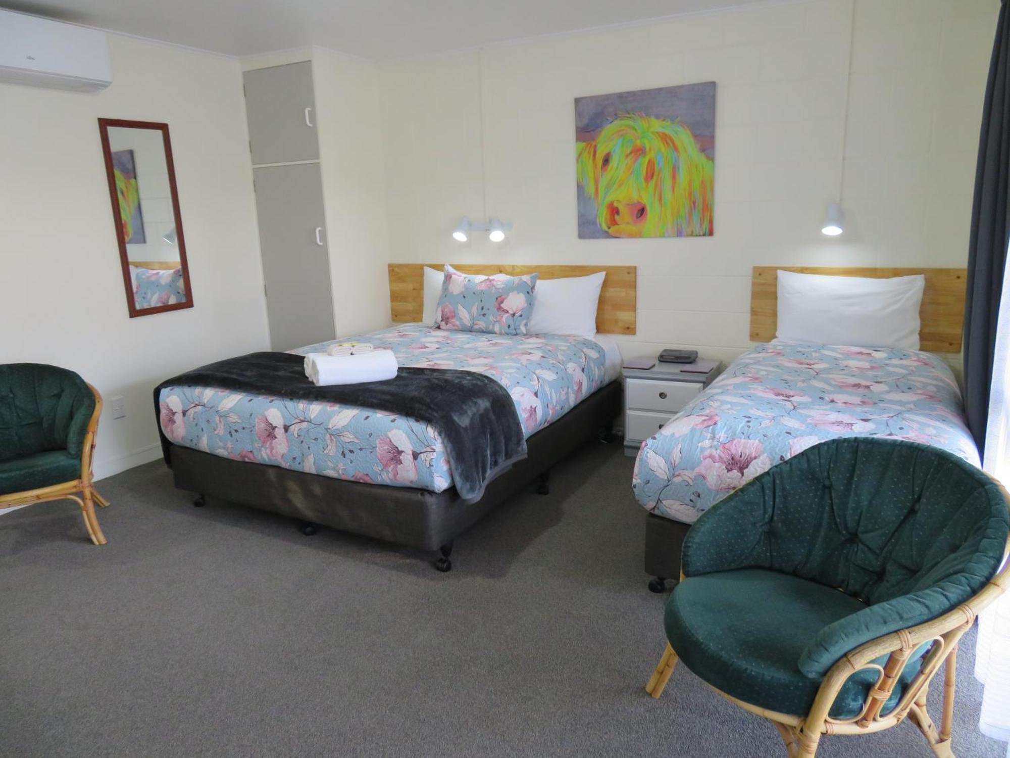 Commodore Court Motel เบลนิม ภายนอก รูปภาพ