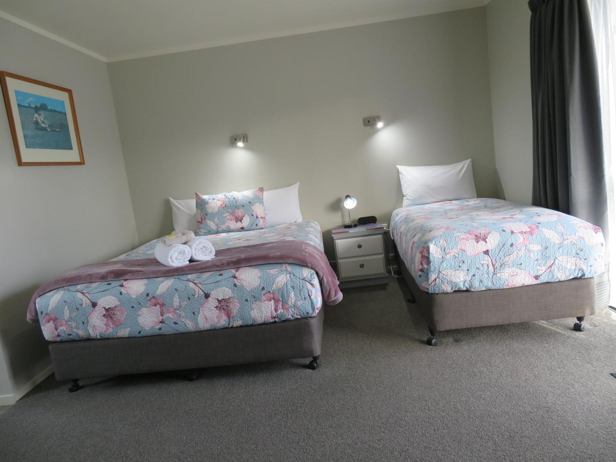 Commodore Court Motel เบลนิม ภายนอก รูปภาพ